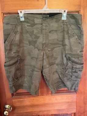 KÜHL Ambush Camo Shorts Men’s 38 Vintage Patina Dye Outdoor Cargo Style